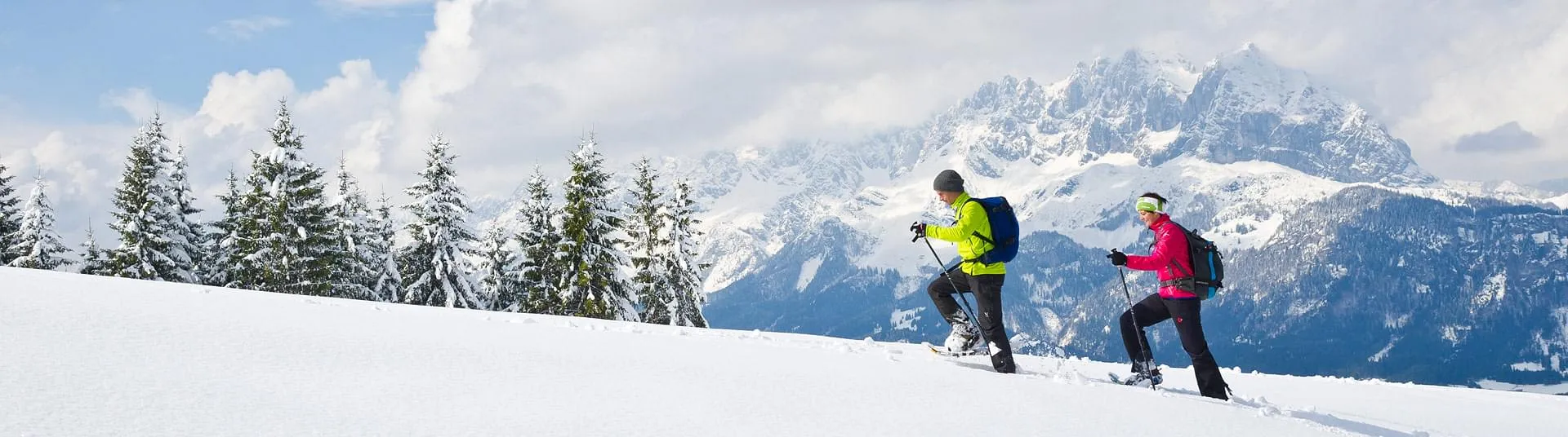 Schneeschuhwanderung mit Blick auf den Wilden Kaiser