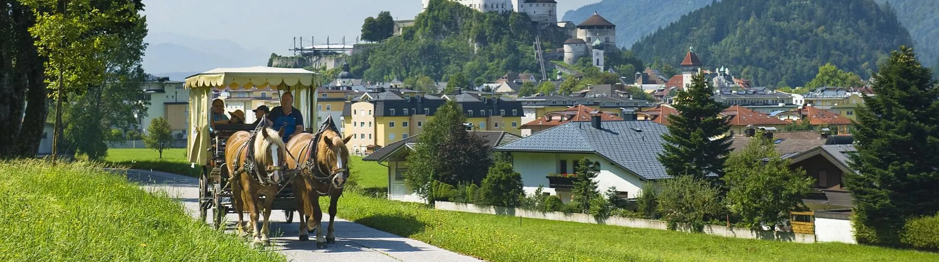 Kutschenfahrt in der Stadt Kufstein in Tirol